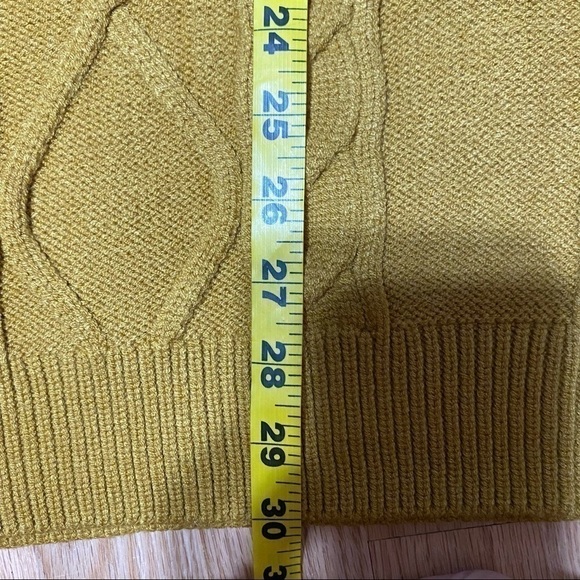 Disney Donald Duck Cable Knit Mustard Yellow Sweater NWT XXL Women’s Disney - Picture 6 of 8